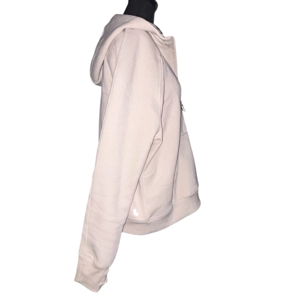 Lolë Cream Hoodie Sweater🤍🤎 - Picture 4 of 9